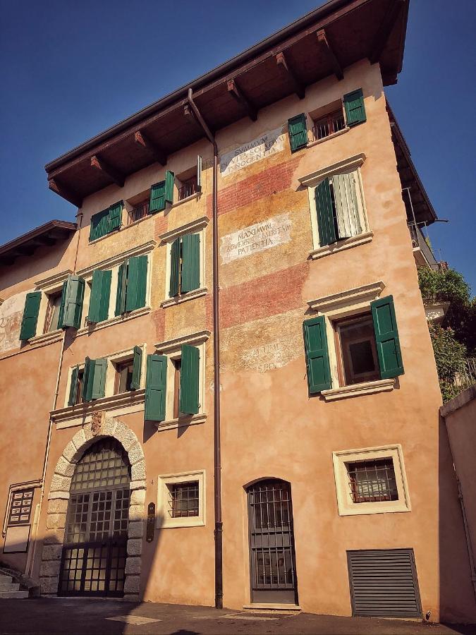 ヴェローナ Relais Colle San Pietro Bed & Breakfast エクステリア 写真