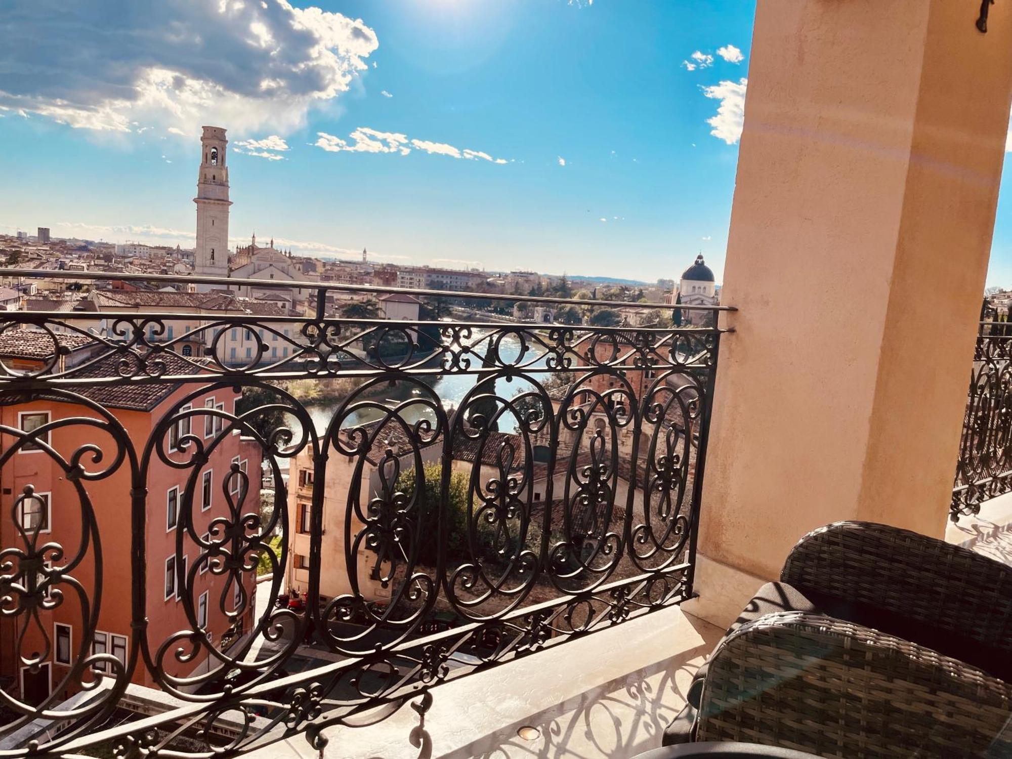 ヴェローナ Relais Colle San Pietro Bed & Breakfast エクステリア 写真